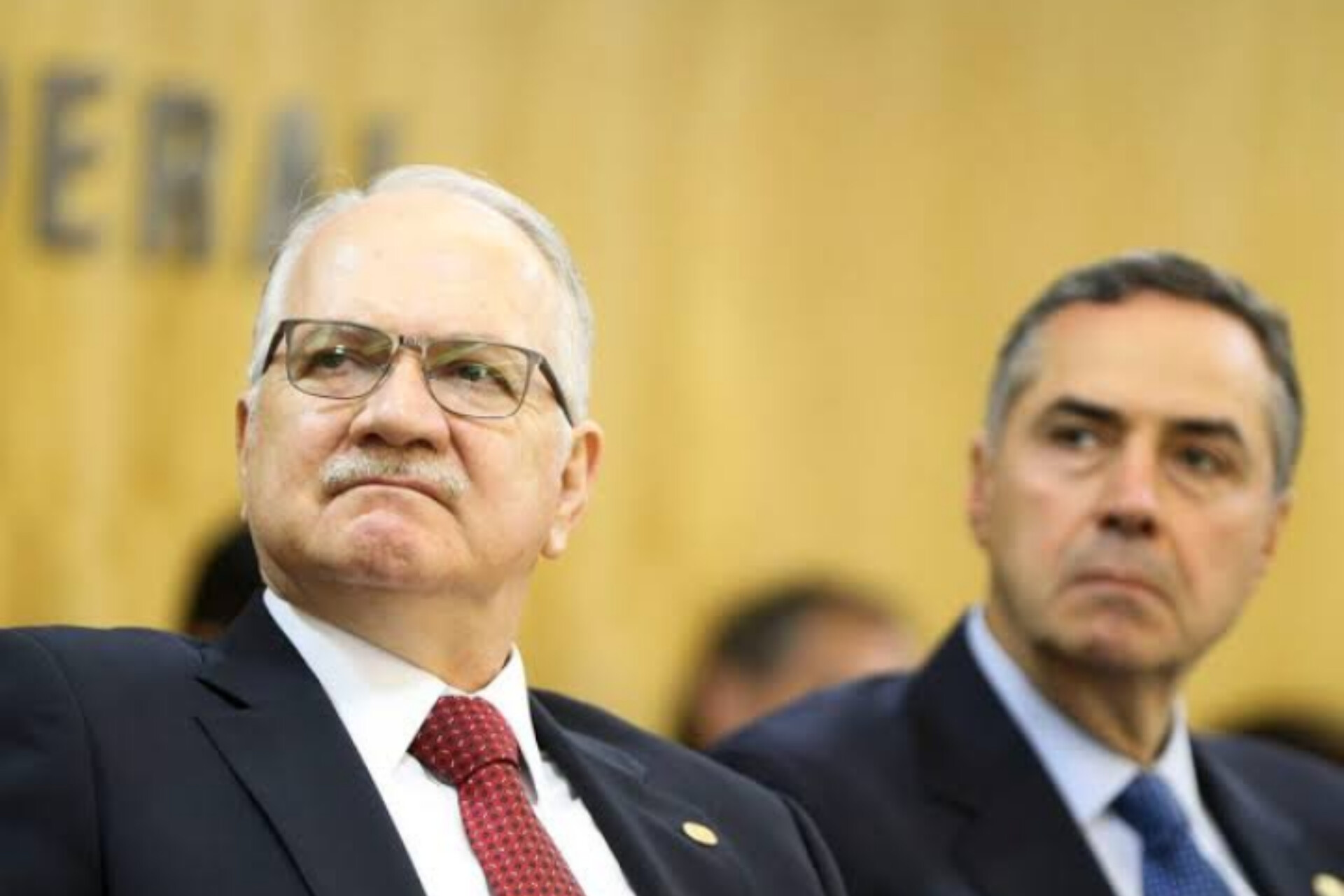 Barroso é eleito presidente do STF entre 2023 e 2025; Fachin será vice ...